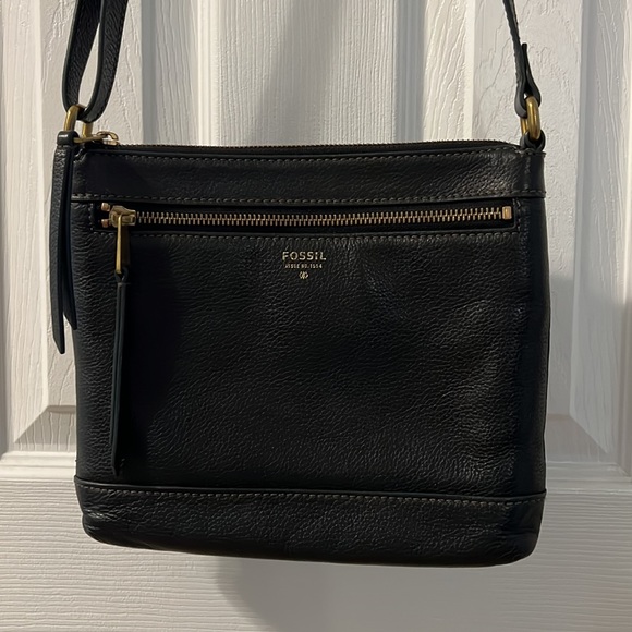 Fossil Crossbody Shoulder Bag - Picture 3 of 7